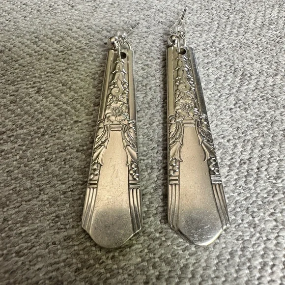 Silverware Earrings - Picture 6 of 9